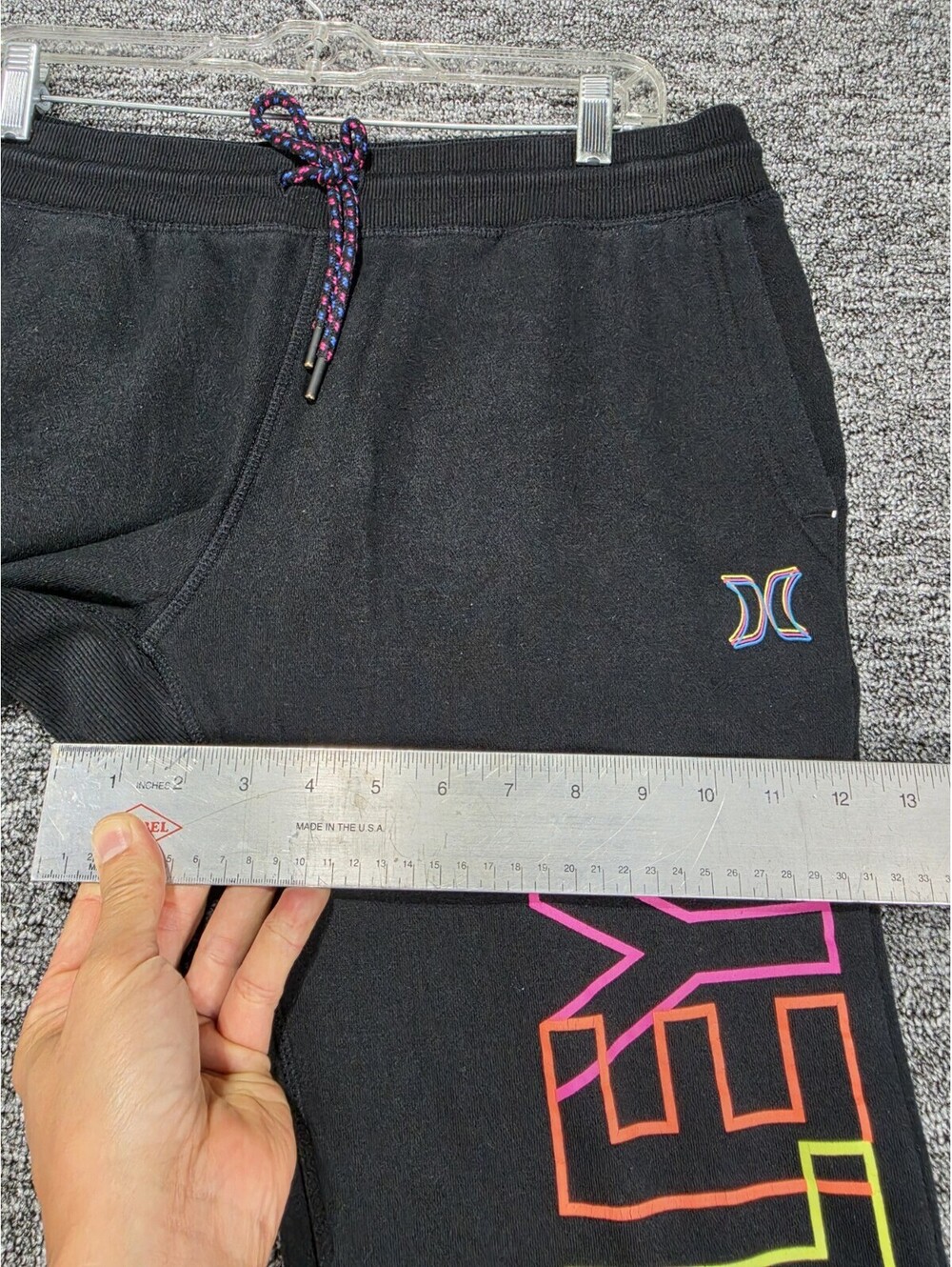 Hurley Men's Black Jogger Pants Size M Drawstring Tapered Pockets Logo - Picture 7 of 13